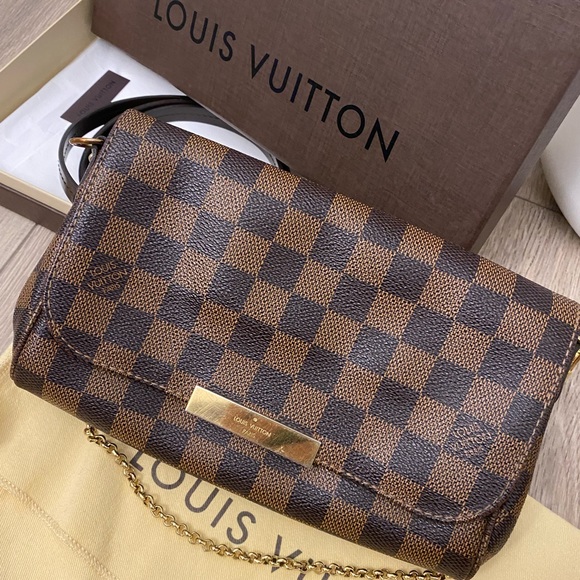 SOLD on EMT Louis Vuitton Favorite PM - Picture 3 of 10